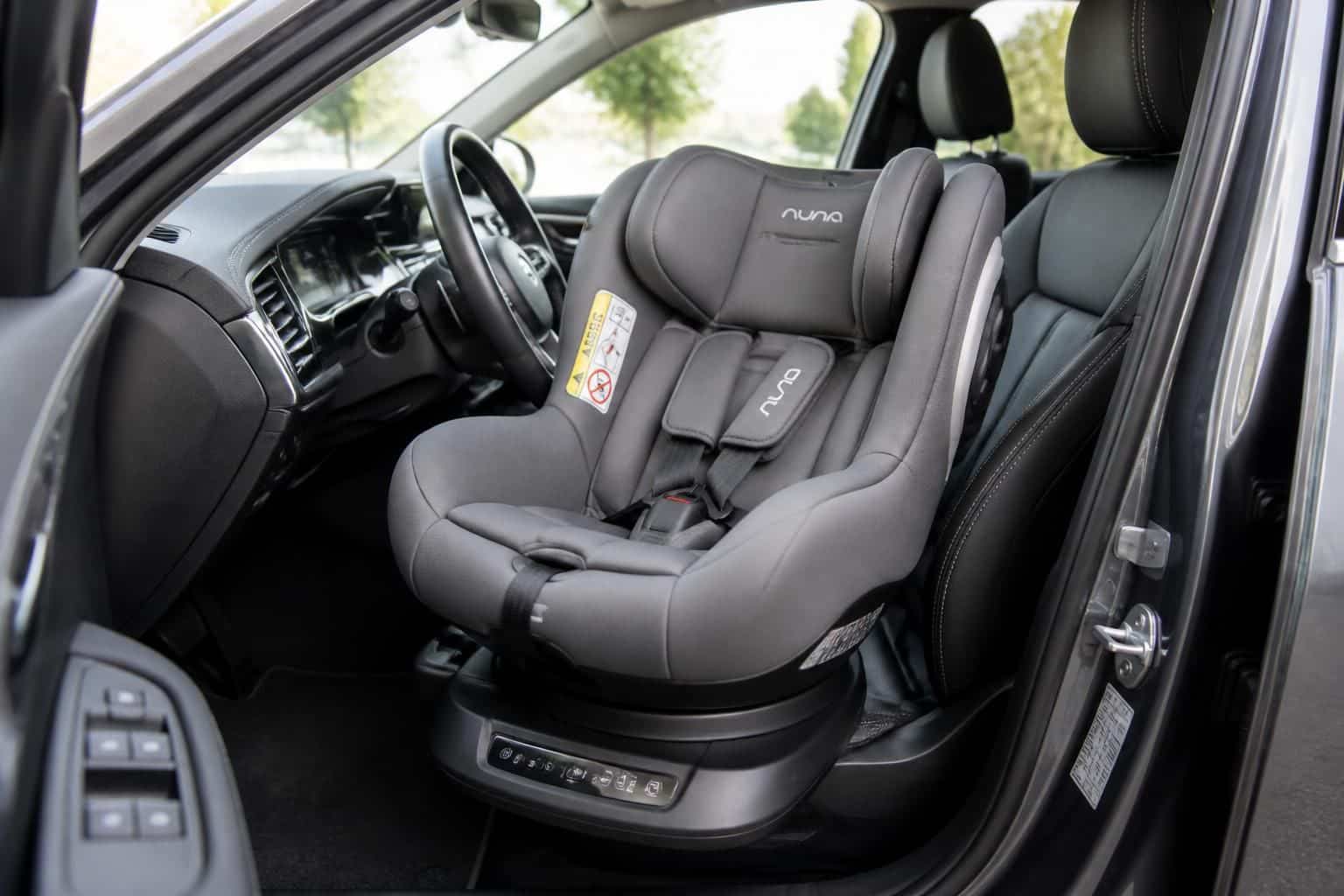 découvrez le meilleur siège auto pivotant de 2026 alliant confort et sécurité pour votre enfant. comparatif, avis et conseils pour un choix optimal et serein.